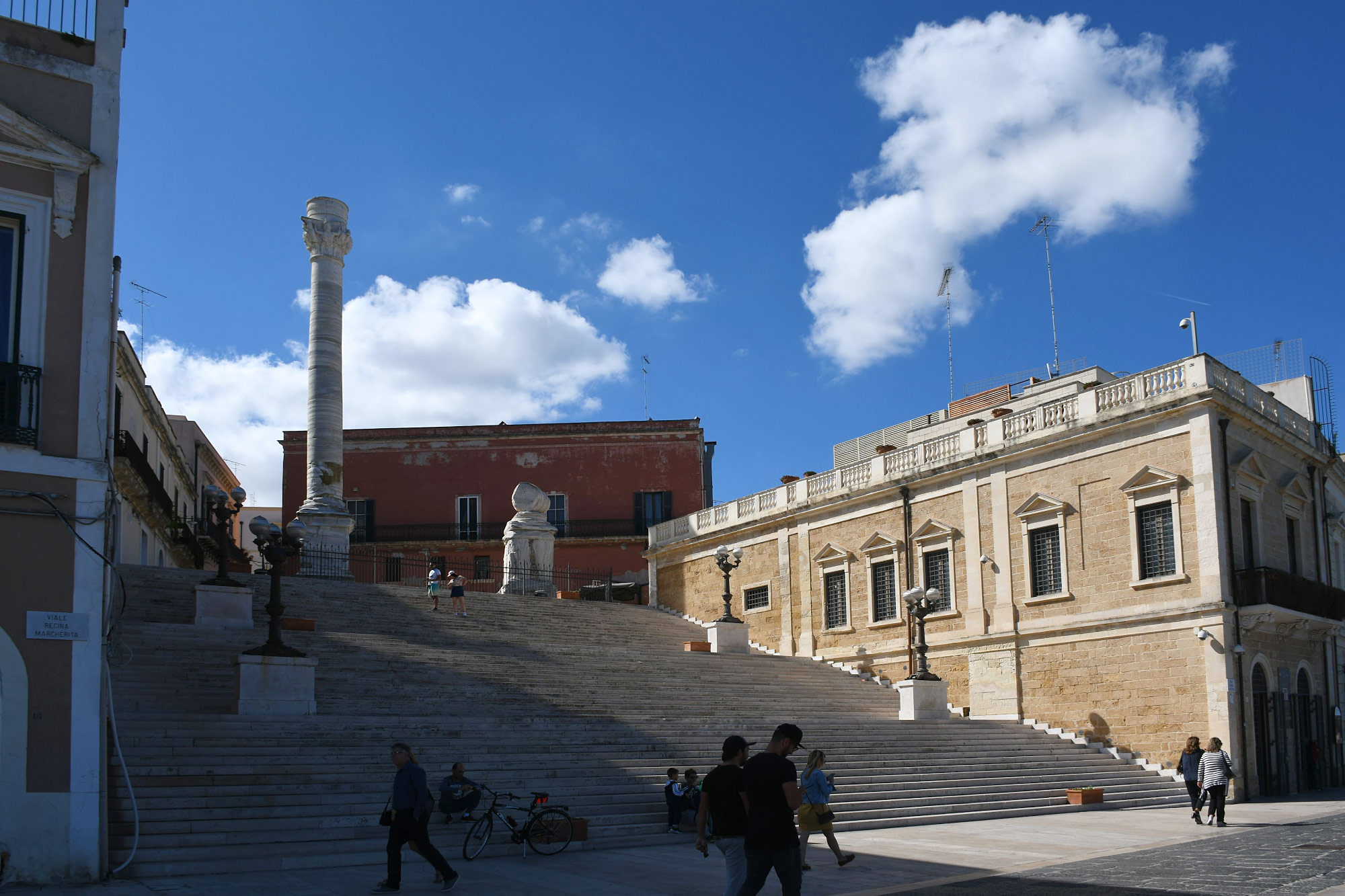Brindisi (Photo license: CC BY 2.0)